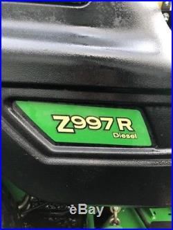 2017 John Deere 997 Turn Mower