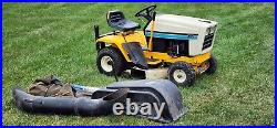 Cub Cadet 1015 5 Speed Lawn Tractor with Bagger