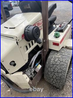 GRASSHOPPER MODEL 325D ZERO TURN MOWER-KUBOTA diesel engine 100% working