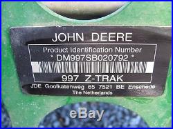 John Deere 997 Commercial Zero Turn Mower. 60 Deck. Hydraulic Lift. Runs Great