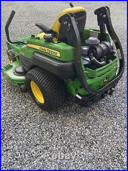 John Deere Z920A 60in Cut Zero Turn Mower